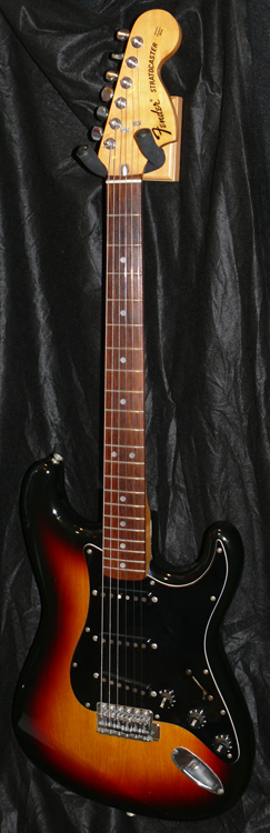 Fender Japan M.I.J. "F" series `72 Stratocaster Reissue